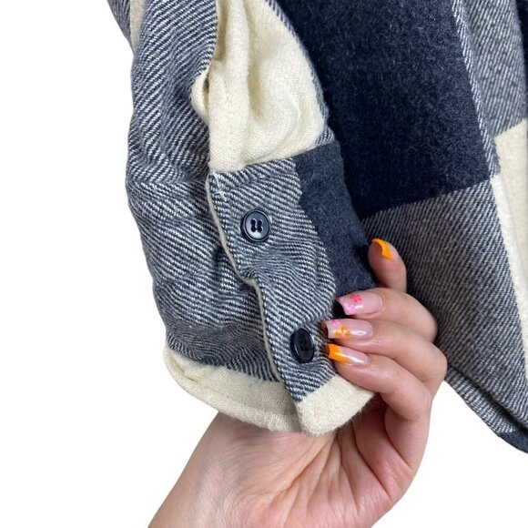 Zara Womens Plaid Flannel Shirt Long Sleeve Button Down Black White  Size Small - Picture 3 of 9